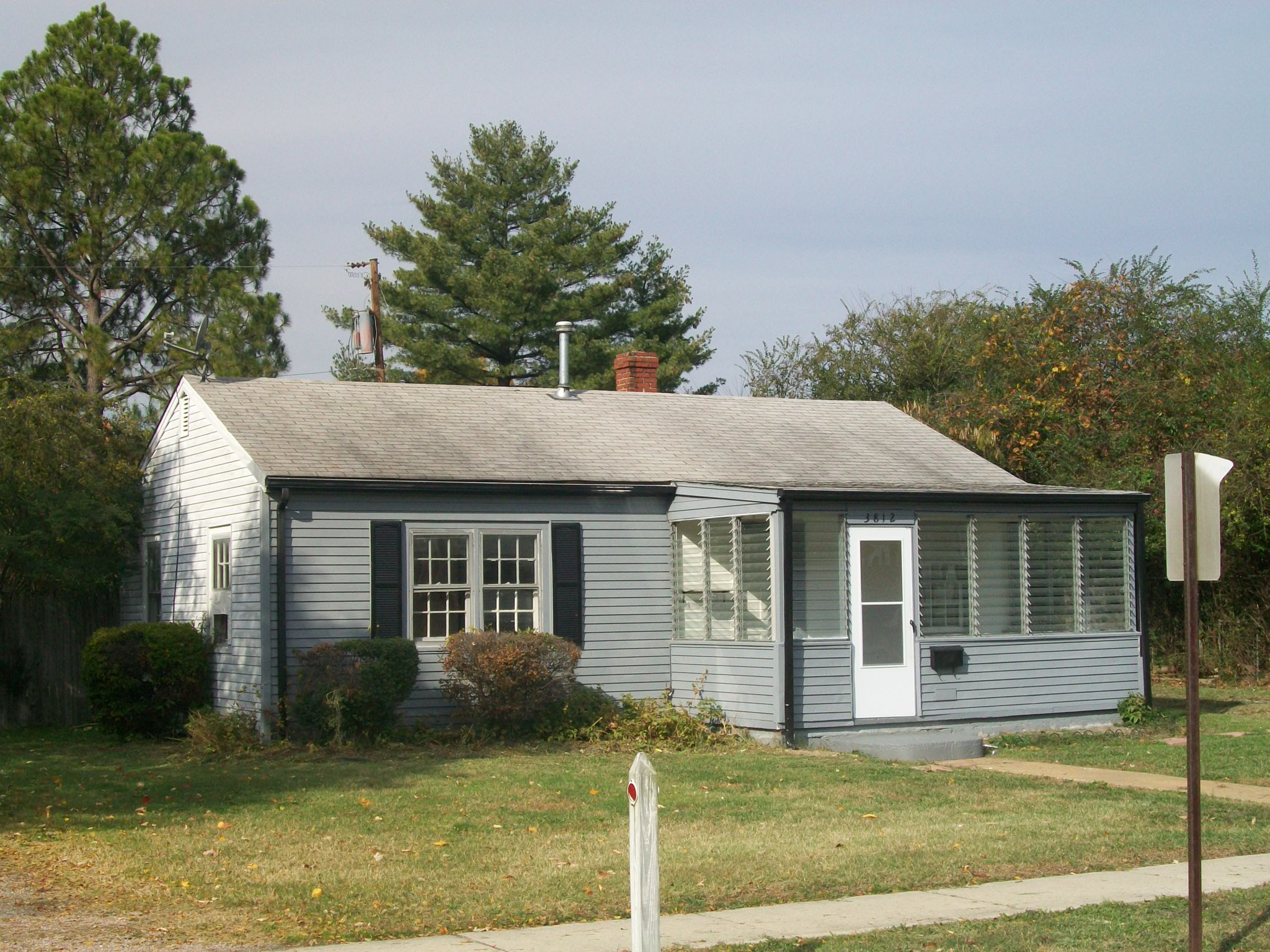 3812 Alma Ave
