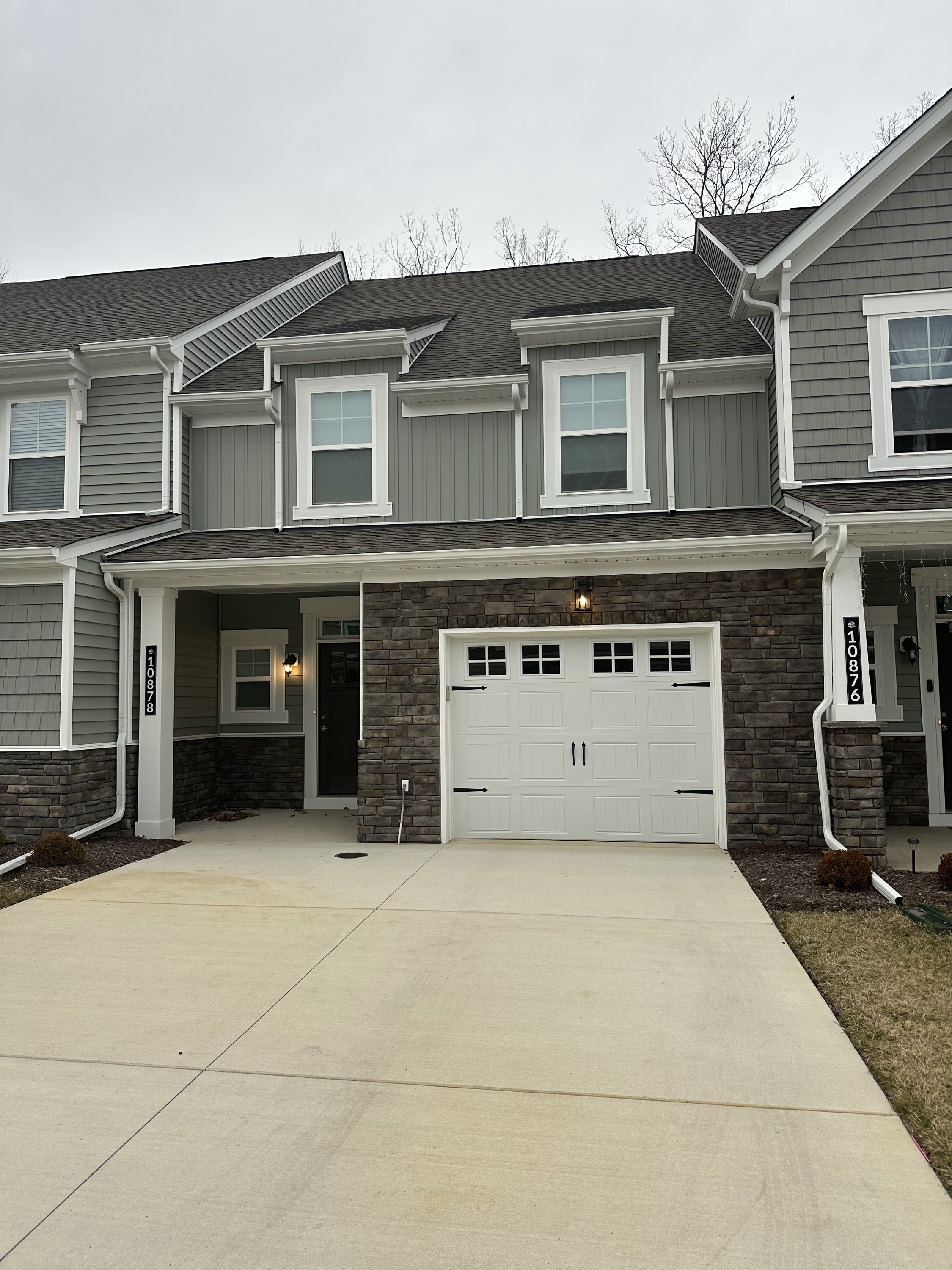 10878 Farmstead Mill Lane