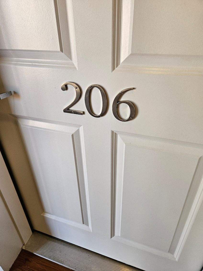 1142 West Grace Street - 106