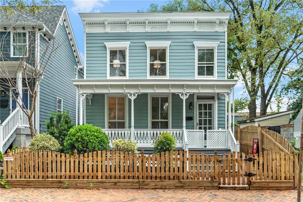 619 South Pine Street