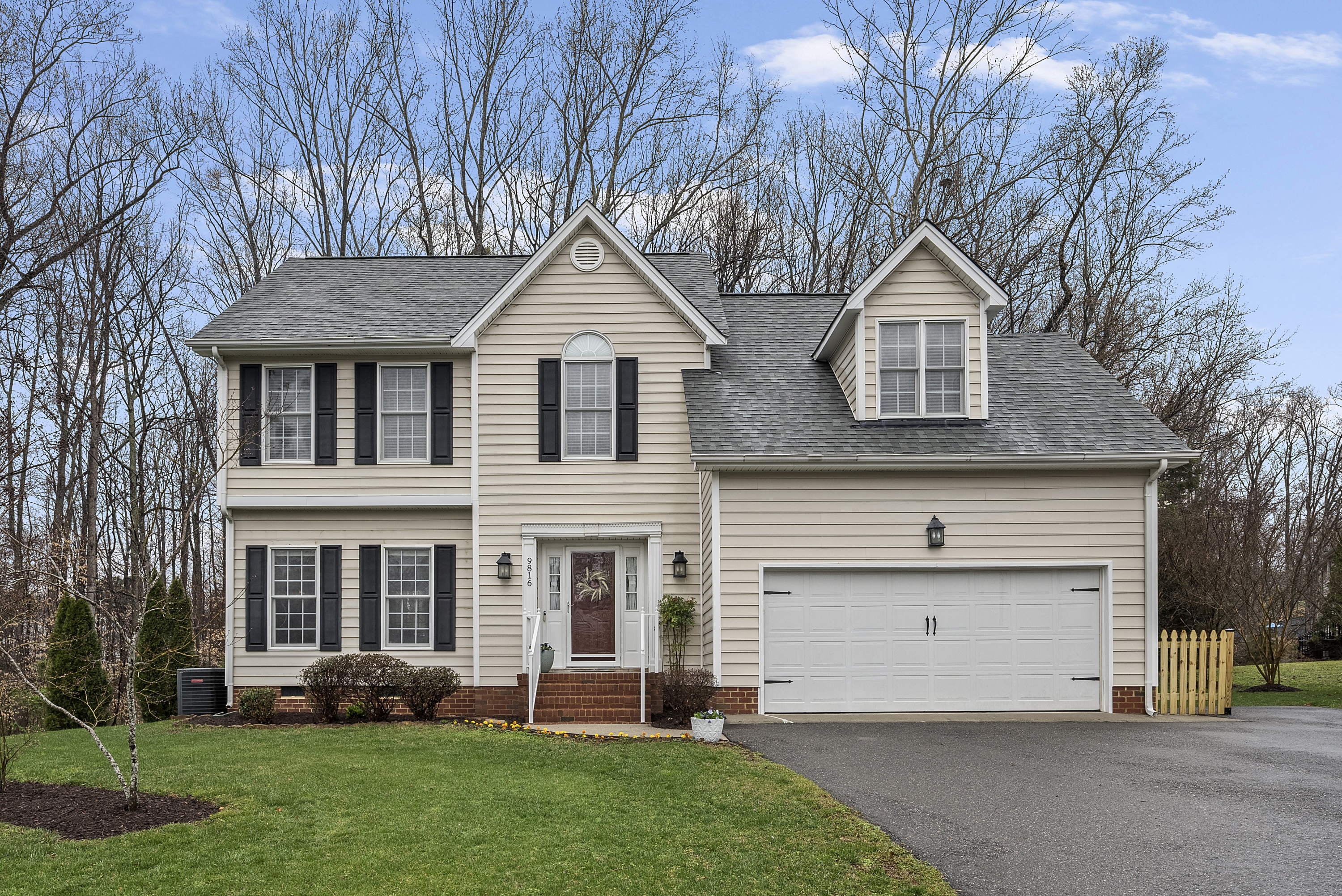 9816 Pine Creek Court