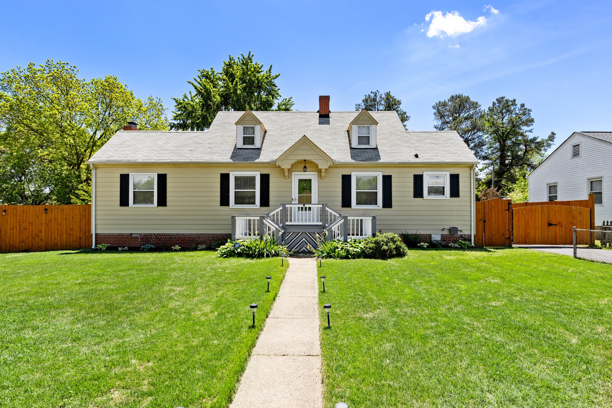 2317 Carlisle Avenue