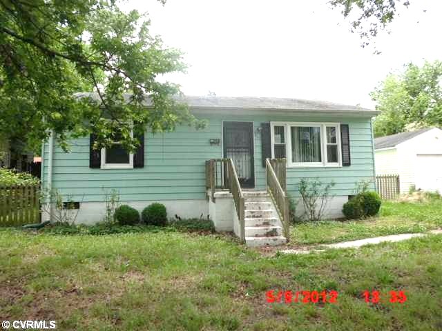 207 N Fern Ave