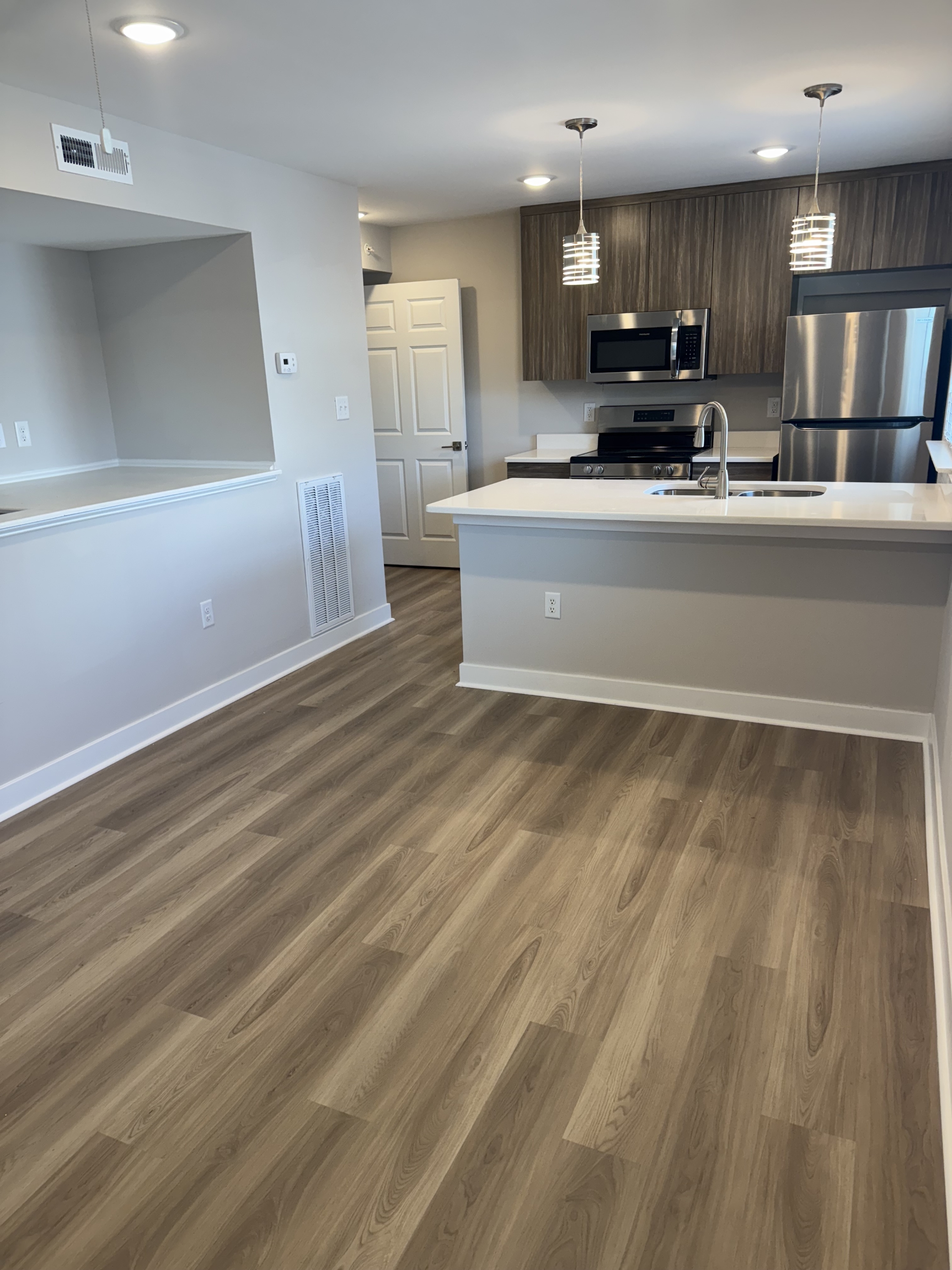 1111 North Thompson Street - 103